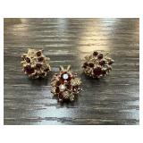 MATCHED EARRINGS & PENDANT MATCHED EARRINGS & PENDANT