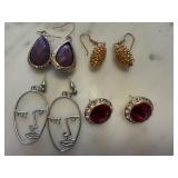 4 PAIRS OF EARRINGS 4 PAIRS OF EARRINGS