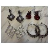 LOT OF 4 PAIRS OF EARRINGS LOT OF 4 PAIRS OF EARRINGS