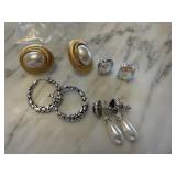 LOT OF 4 PAIRS OF EARRINGS HOPPS / DANGLES LOT OF 4 PAIRS OF EARRINGS HOPPS / DANGLES