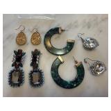 4 PAIRS OF EARRINGS LUCITE HOOPS MORE 4 PAIRS OF EARRINGS LUCITE HOOPS MORE