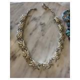 VINTAGE CORO DESIGNER NECKLACE VINTAGE CORO DESIGNER NECKLACE