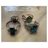 4 PAIRS OF RINGS 4 PAIRS OF RINGS