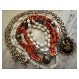LOT OF 4 NECKLACES LOT OF 4 NECKLACES