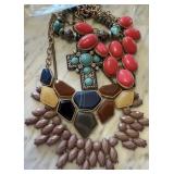 LOT OF 4 NECKLACES LOT OF 4 NECKLACES