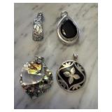 4PC PENDANT LOT 4PC PENDANT LOT