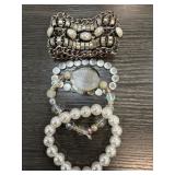 LOT OF 4 BRACELETS LOT OF 4 BRACELETS