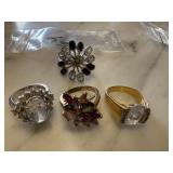 QTY 4 RINGS QTY 4 RINGS