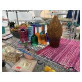 LOT OF MIXED GLASSWARE /BASKET OF DECORATIVE FRUIT