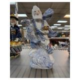 CHINESE BLUE & WHITE FIGURE