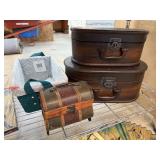DECORATIVE BOXES & BASKET