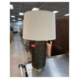 VERY NICE GOOD LOOKING TABLE LAMP