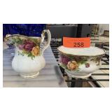 ROYAL ALBERT OLD COUNTRY ROSES CREAMER & SUGAR