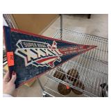 FOOTBALL PENANT SUPER BOWL XXXVI
