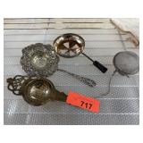 4PC TEA STRAINER LOT