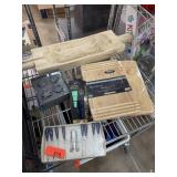 LOT OF KITCHEN / CUTTING BOARDS