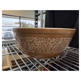 VINTAGE PYREX GLASS BOWL WOODLAND PATTERN
