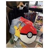 LOT OF POKEMON / TOYS ANIME ETC