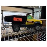 METAL TONKA DUMP TRUCK