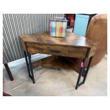 CUTE CORNER DESK CUTE CORNER DESK