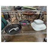 CONTENTS OF SHELF LOT OF COOKWARE / DISHES CONTENTS OF SHELF LOT OF COOKWARE / DISHES