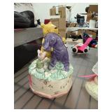 WINNIE THE POOH MUSICAL FIGURINE WINNIE THE POOH MUSICAL FIGURINE