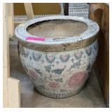 LARGE CHINESE PORCELAIN PLANTER LARGE CHINESE PORCELAIN PLANTER