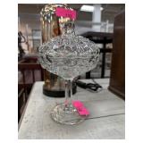 VINTAGE PEDESTAL GLASS CANDY DISH VINTAGE PEDESTAL GLASS CANDY DISH