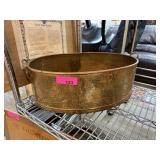LARGE DOUBLE HANDLED BRASS OVAL POT PLANTER LARGE DOUBLE HANDLED BRASS OVAL POT PLANTER