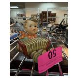 VINTAGE HUMMEL BOY W ACCORDION TMK 4 VINTAGE HUMMEL BOY W ACCORDION TMK 4