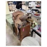 VINTAGE HORSE SADDLE VINTAGE HORSE SADDLE