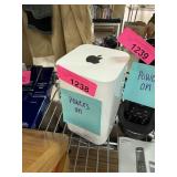 APPLE POWERS ON A1521 AIRPORT EXTREME