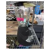 BLACK & DECKER BLENDER