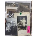 LOT OF VINTAGE / ANTIQUE PHOTOGRAPHS