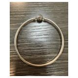 SSTERLING SILVER BANGLE BRACELET