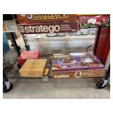 HARRY POTTER GAME & TRIVIA PURSUIT HARRY POTTER GAME & TRIVIA PURSUIT