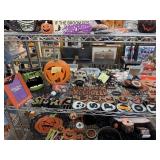LARGE LOT OF HALLOWEEN DECOR LARGE LOT OF HALLOWEEN DECOR