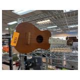 VERY NICE KAY UKULELE VERY NICE KAY UKULELE