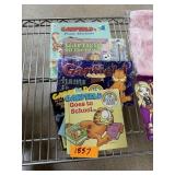 LOT OF GARFIELD BOOKS