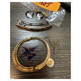 LOT OF MIXED JEWELRY / EARRINGS ETC
