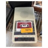 VINTAGE REALISTIC TAPE RECORDER
