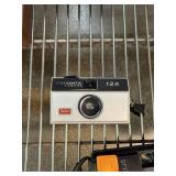 KODAK INSTAMATIC 124 CAMERA