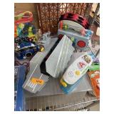 LOT OF MIXED TOYS