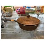 CAST IRON SKILLET W LID