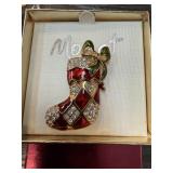 VINTAGE MONET CHRISTMAS STOCKING PIN