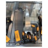 HANDLED / DOUBLE SAW BLADE W SHEATH
