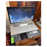 NICE ACER LAPTOP COMPUTER 8943G-9319 NOTE