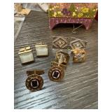 4 PAIRS OF CUFFLINKS