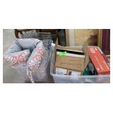 LOT OF MISC LIGHTBULBS / HOUSEWARES