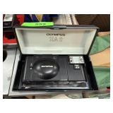 OLYMPUS XA2 CAMERA W CASE